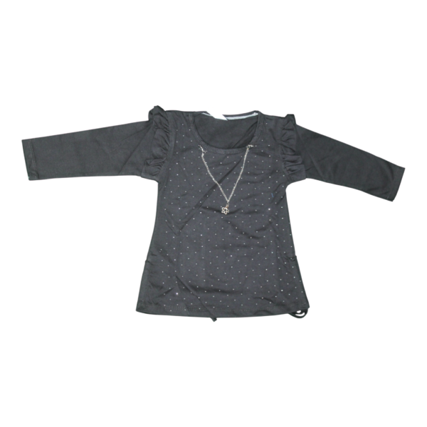 Girls black cotton top with blue denim jeans outfit